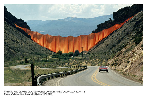03_valley_curtain.jpg