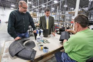 051112_BP_MikeHottinger_GravityGroup02*304.jpg