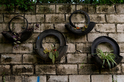09-07-31-Tire+recycling+13+photo+Logan+Abassi.jpg