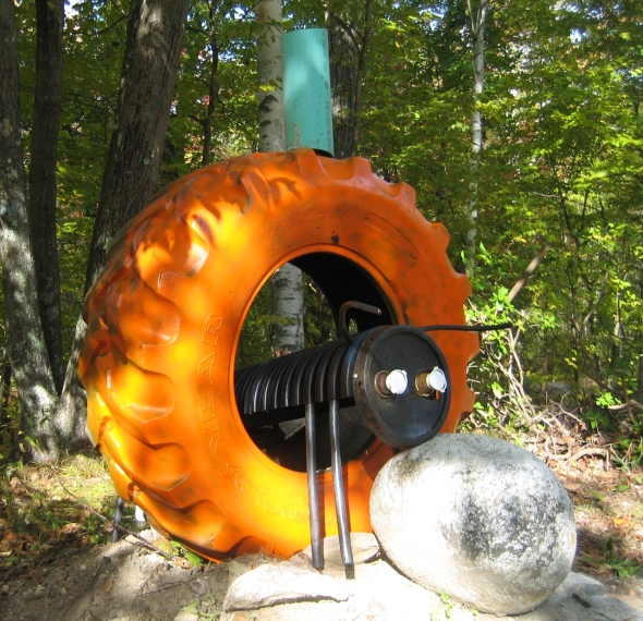 1020-Boxford-Tire-Pumpkin.jpe