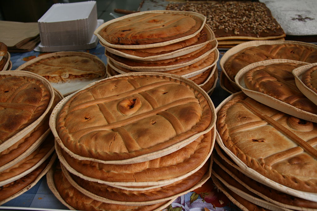 1024px-Empanadas_gallegas-diversia.jpg