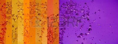 12807842-orange-les-oranges-violet-pourpre-splah-l-39-eau-gouttes-bannieres-fond-fond-ecran.jpg