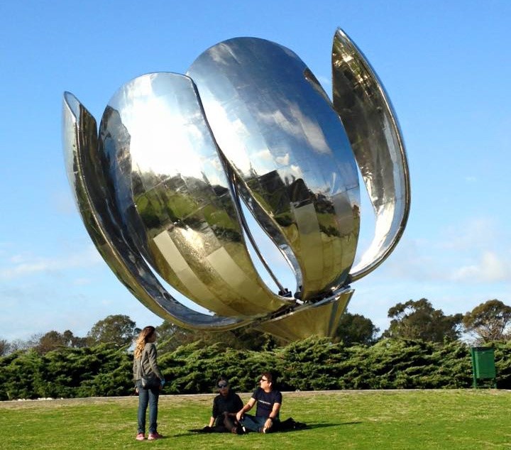 1366_2000.jpg