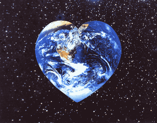 20070823120228-earth-heart-in-space-500-gif.gif