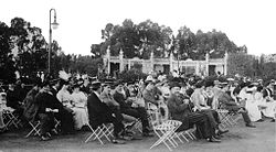 250px-Buenos_Aires_-_Concierto_en_el_rosedal_de_Palermo_en_1914.jpe