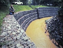 250px-Gabion.jpg