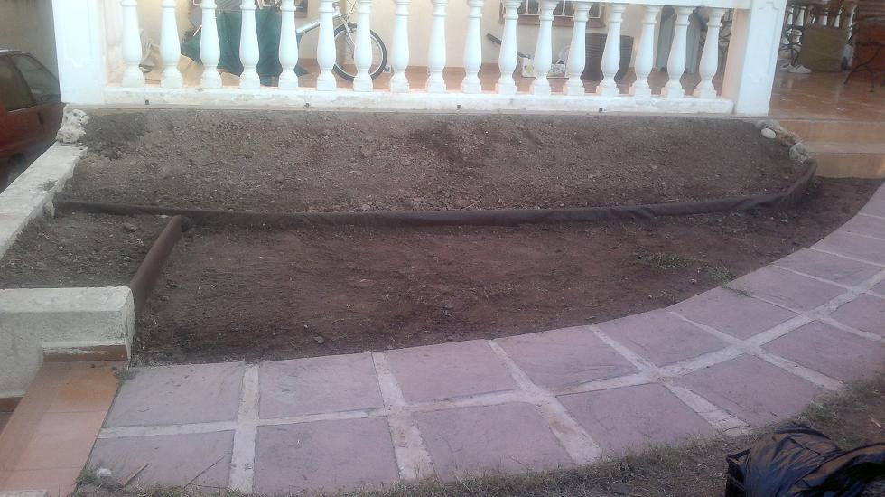 31518d1334934069-mi-trozo-de-jardin-delantero-delantera-para-ajardinar.jpg