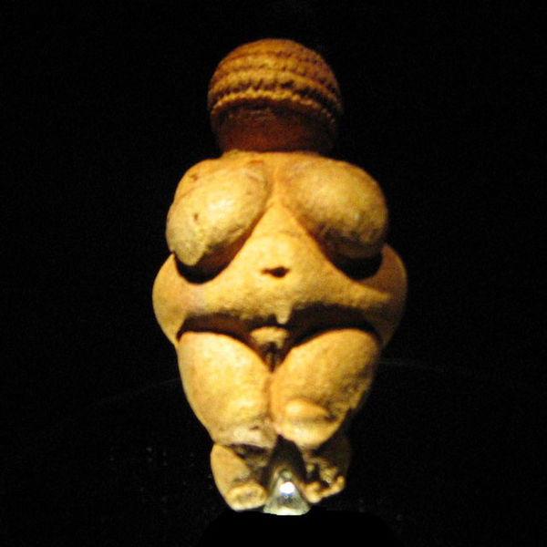 600px-VenusWillendorf.jpg
