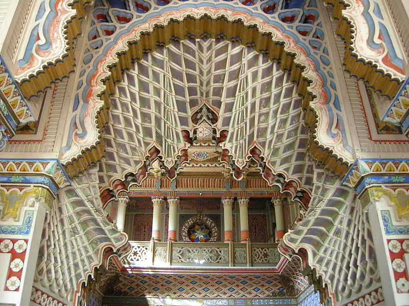 800px-Sammezzano%2C_sala_dei_gigli_7.1.JPG