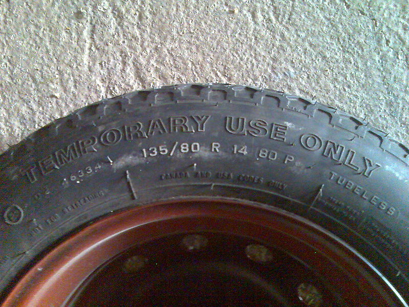 800px-Tire_code.jpg