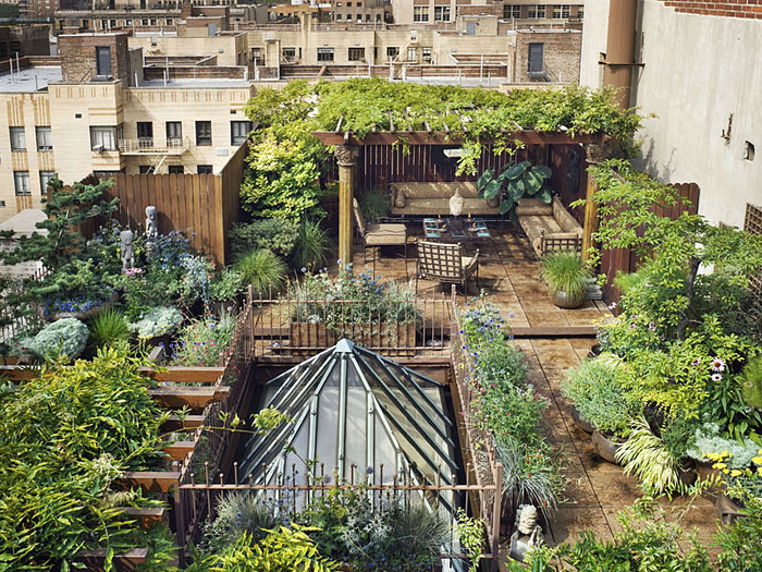 85507420_GardenParadise01.jpg