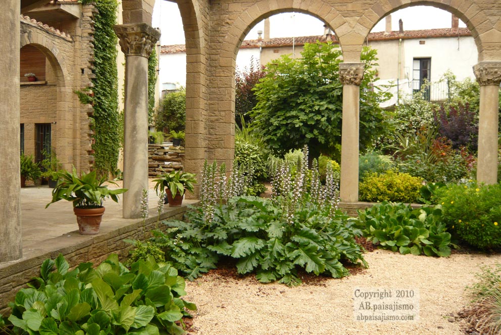 9281d1276676852-el-jardin-de-la-parroquia-p1040328.jpg