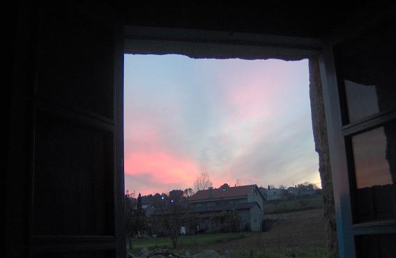 Albergue_de_Ribadiso.JPG