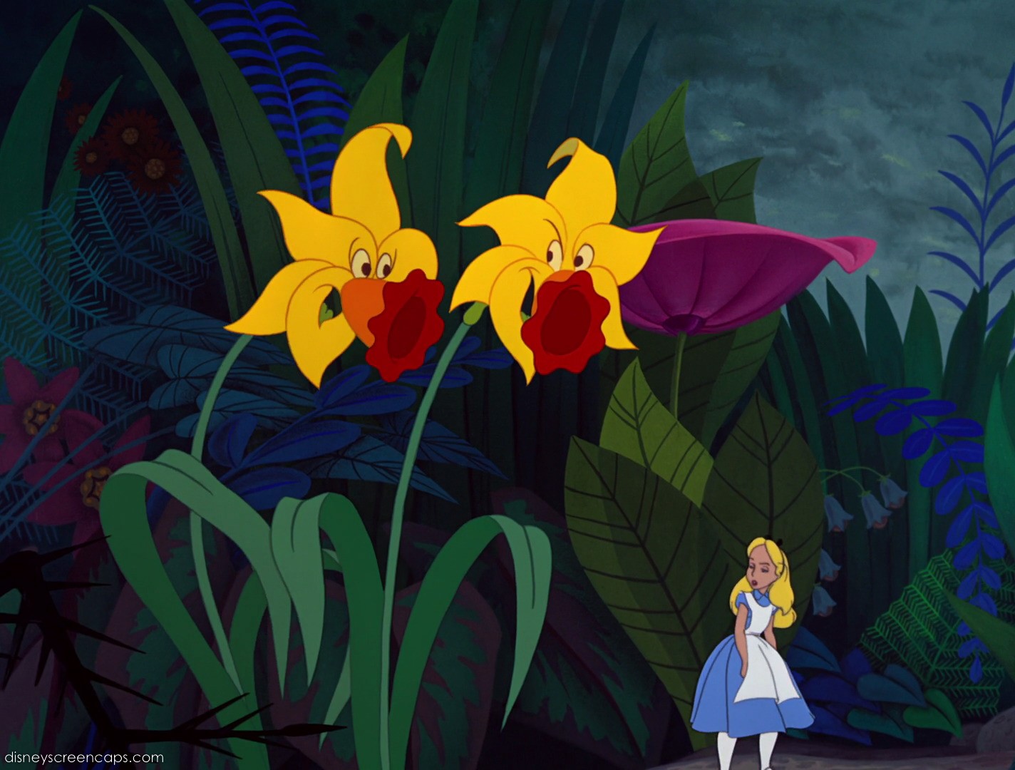 Alice-disneyscreencaps_com-3531.jpg