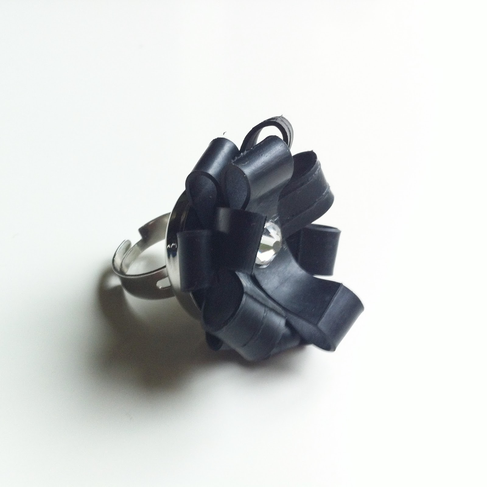 ANILLO+NEUMATICO+BICICLETA+RECICLADO+ARTESANAL+BICYCLE+TIRE+RING+UPCYCLED+RECYCLED+CRAFT+3.JPG