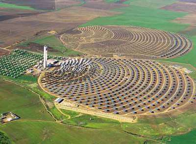 Aspecto_central_solar_PS10.jpg
