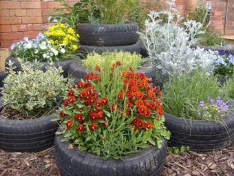 Avenue+Tyre+Garden+1_m.JPG