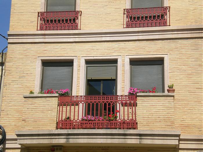 balconb.jpg