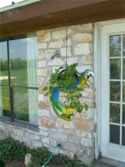 blueyellowhouse.jpg