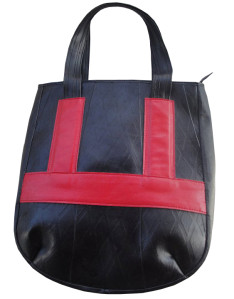 Bolso-con-cuero-rojo.jpg