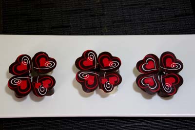 Bombones-con-relleno-de-licor-decorados-con-Chocotransfers.3.jpg
