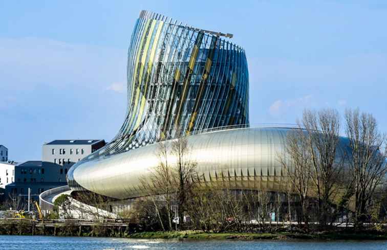 bordeaux-cite-du-vin-more-than-a-wine-museum_4.jpg