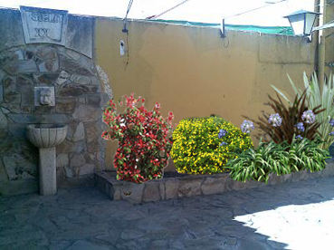 bwy1204281555l.jpg
