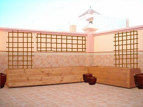 bwy1212405652a.JPG