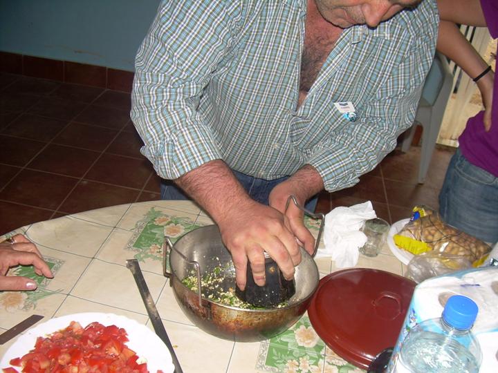 bwy1212498601d.JPG