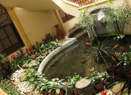 caleruega04-dining.jpg