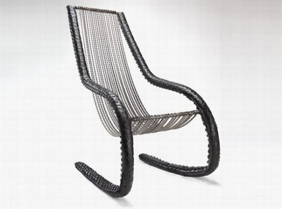 chain-rocker-made-from-recycled-bicycle-chains-and-tires-1_z727J_24429.jpg