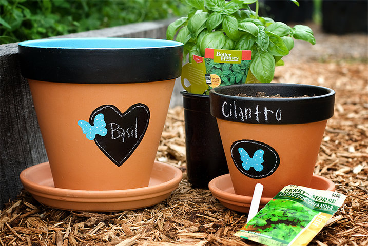 chalkboard-flower-pots-finished_main_banner.jpg