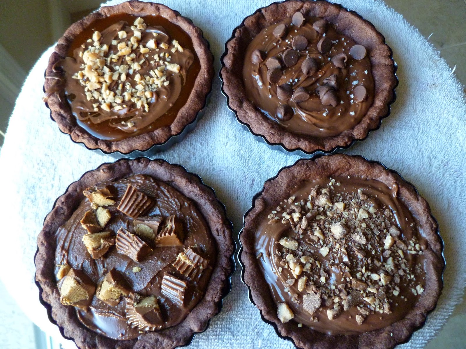 choc+caramel+tarts+2+-+blog.JPG
