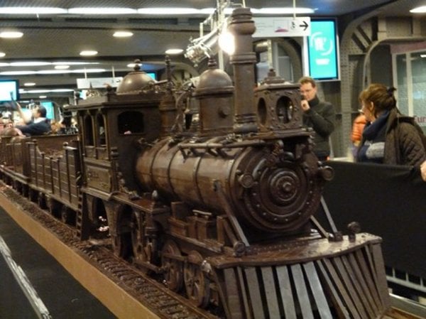 chocolate-train.jpg