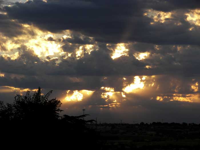 cielos1586.jpg