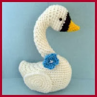 CISNE+AMIGURUMI.jpg