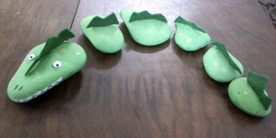 cocodrilo+piedras2.jpg