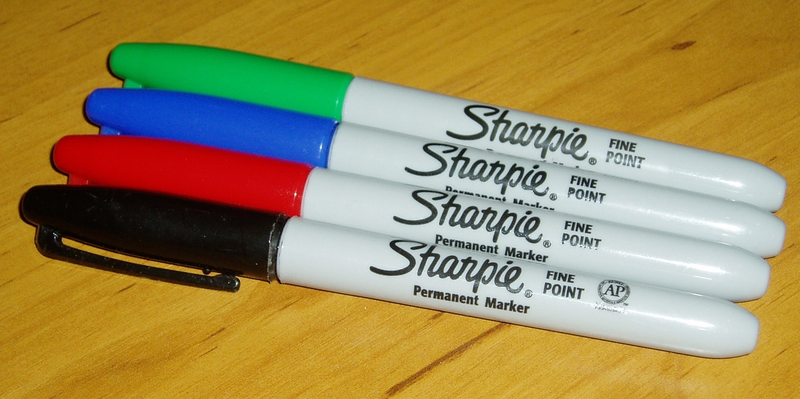 Coloured_sharpie_markers.jpg