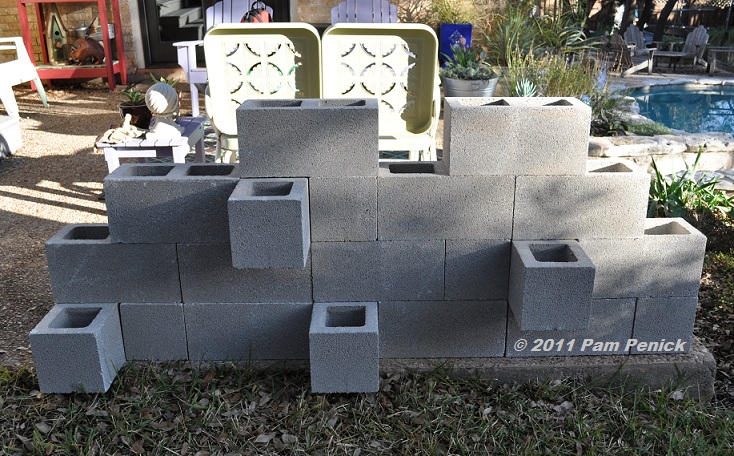 Concrete_block_wall.JPG