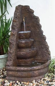 corner_vinyardfountain.jpg