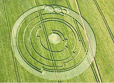 crop-circle-circulos-en-el-pasto370x270.jpg