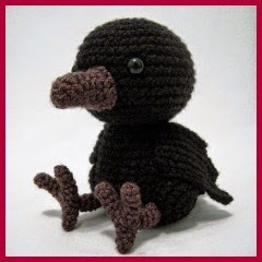 CUERVITO-AMIGURUMI.jpg
