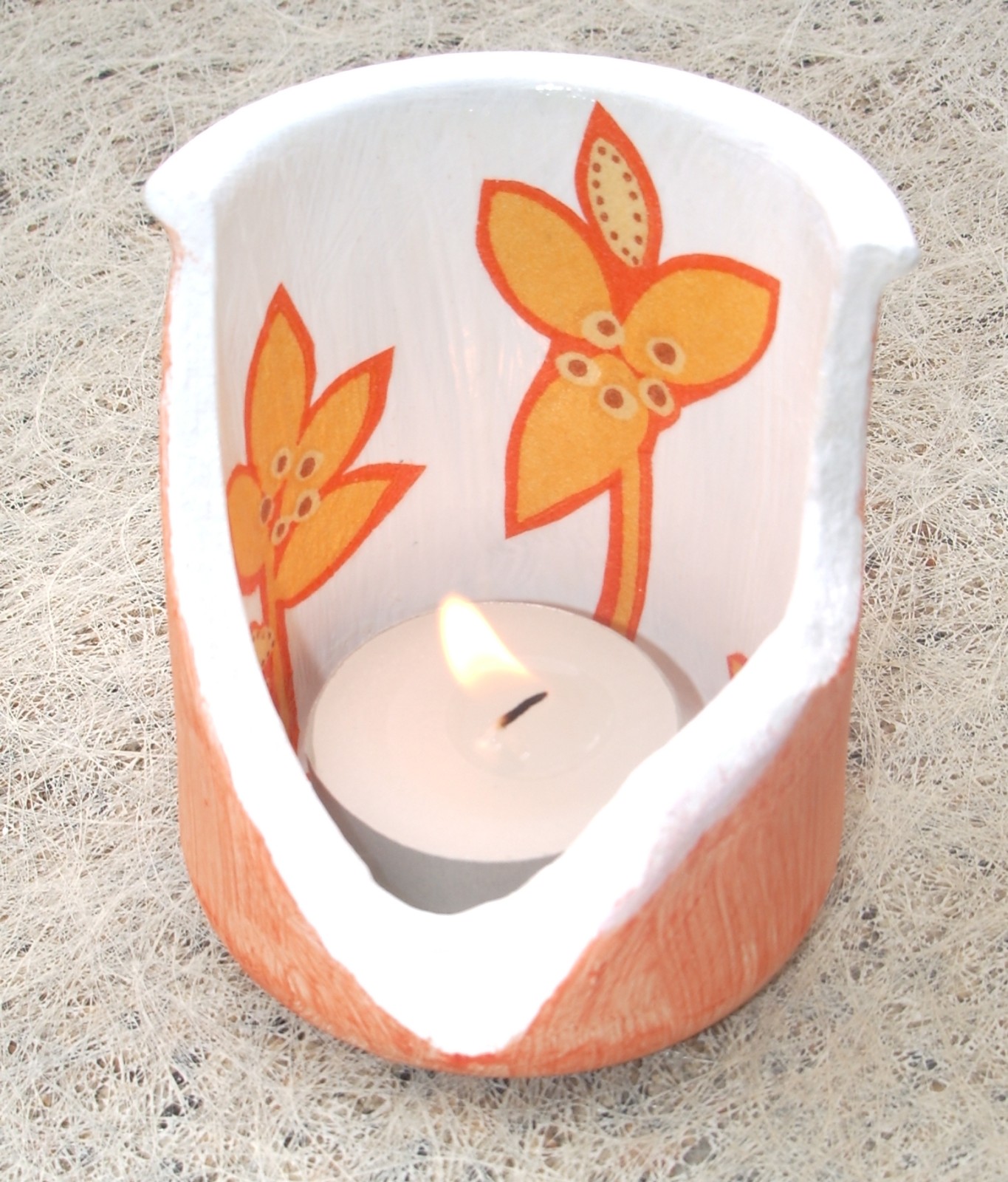 Dbis-Pot-terre-cuite-photophore-fleurs-orangees.JPG