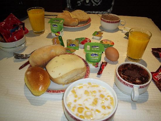 desayuno-buffet.jpg