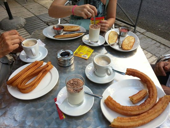 desayuno-para-4-personas.jpg