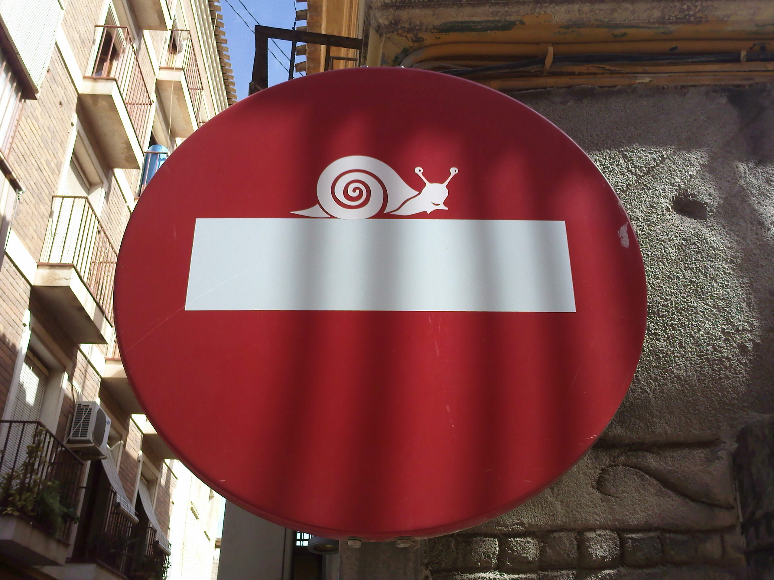 direccion-prohibida-caracoles.jpg