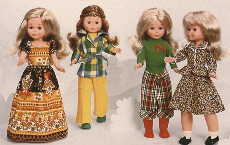 dolls-and-dolls-blog-reediciones-nancy-foto-cuatro-munecas-antiguas.jpg