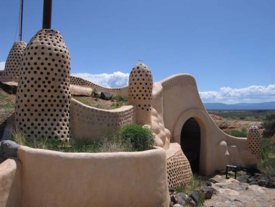 earthship.img_assist_custom.jpg