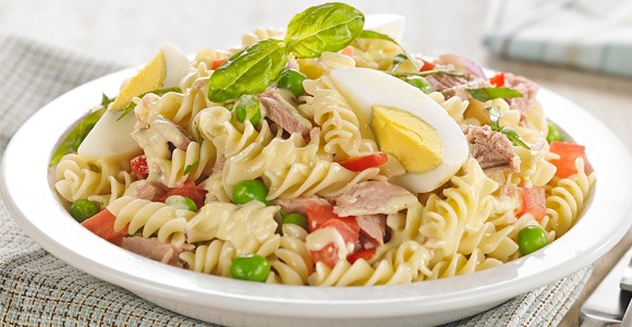 ensalada_de_pastas_con_atun_01_13_1.3.6_326X580-580x300.jpe