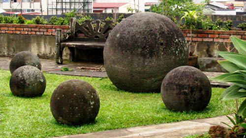esferas-de-rocas-en-costa-rica.jpg